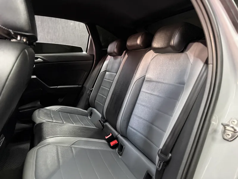 Volkswagen Nivus Highline 1.0 200 TSI Flex Automático - foto 12