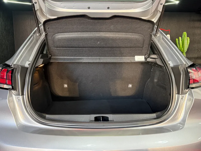 Peugeot 208 Griffe 1.6 Flex Automático - foto 6