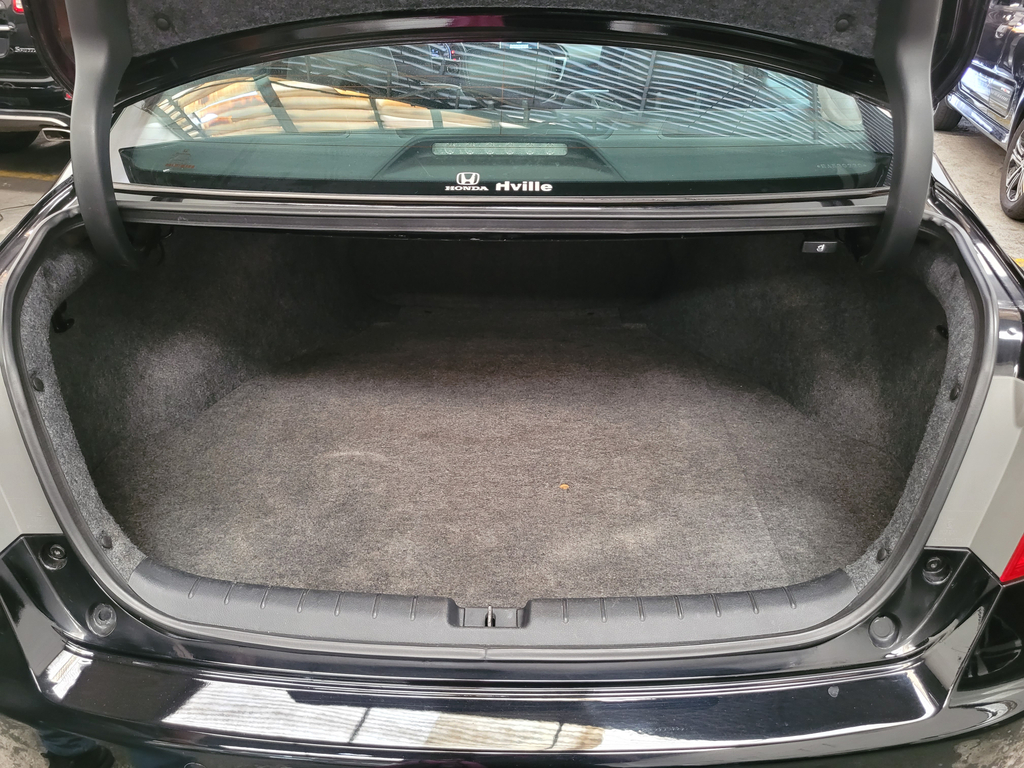Honda Accord Preto