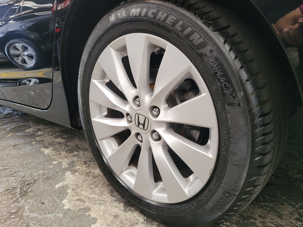 Honda Accord Preto