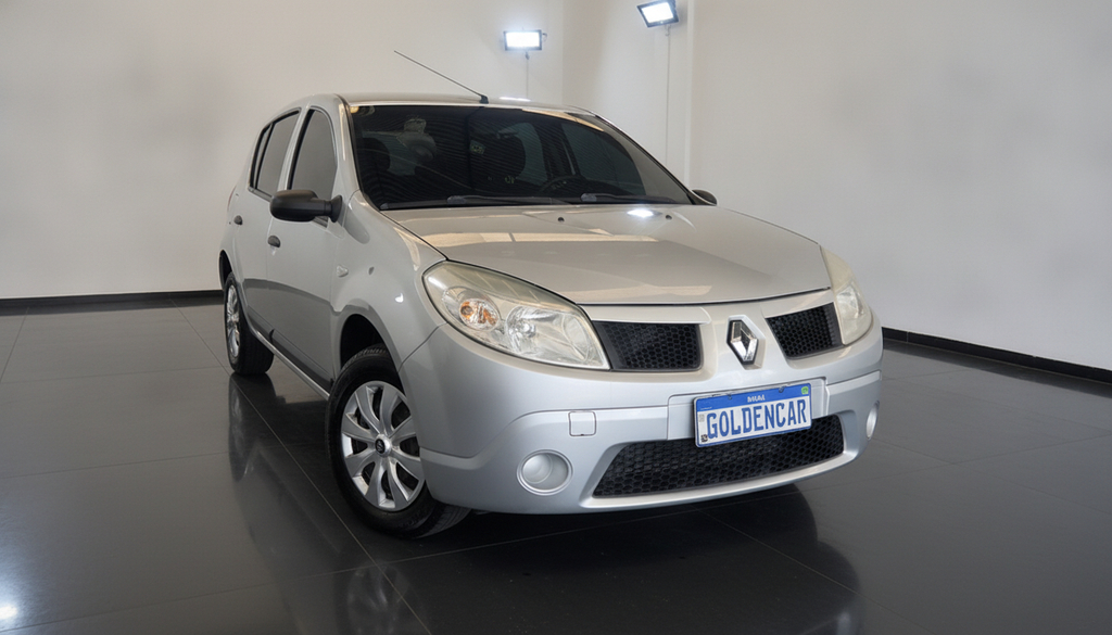 Renault Sandero Prata