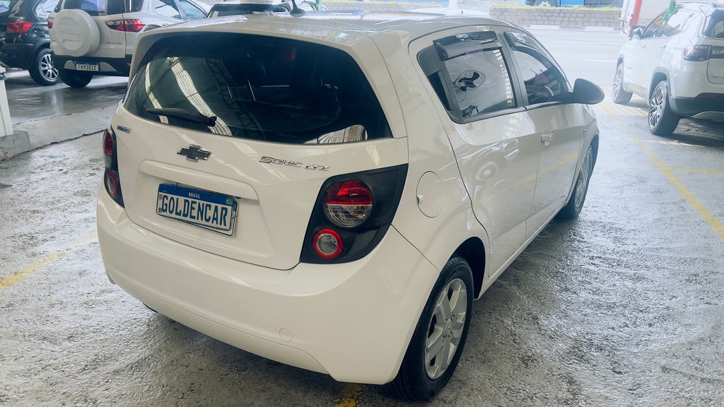 Chevrolet Sonic Branco