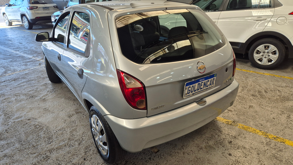 Chevrolet Celta Prata