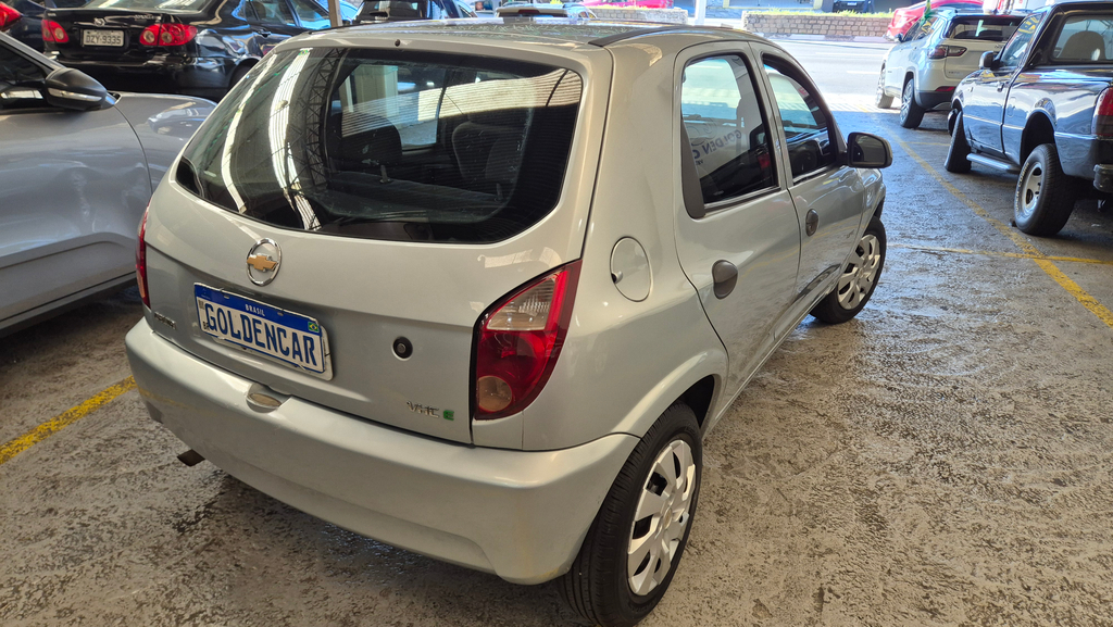 Chevrolet Celta Prata