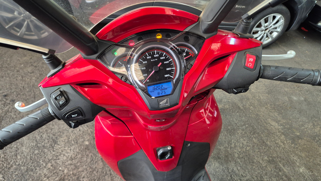 Honda SH Vermelho