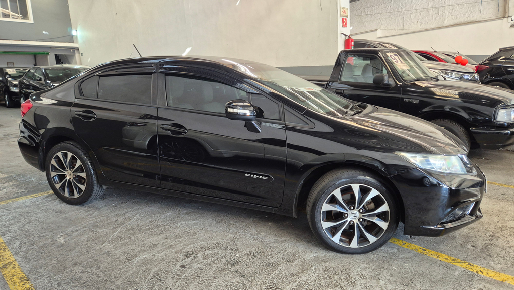 Honda Civic Sedan Preto
