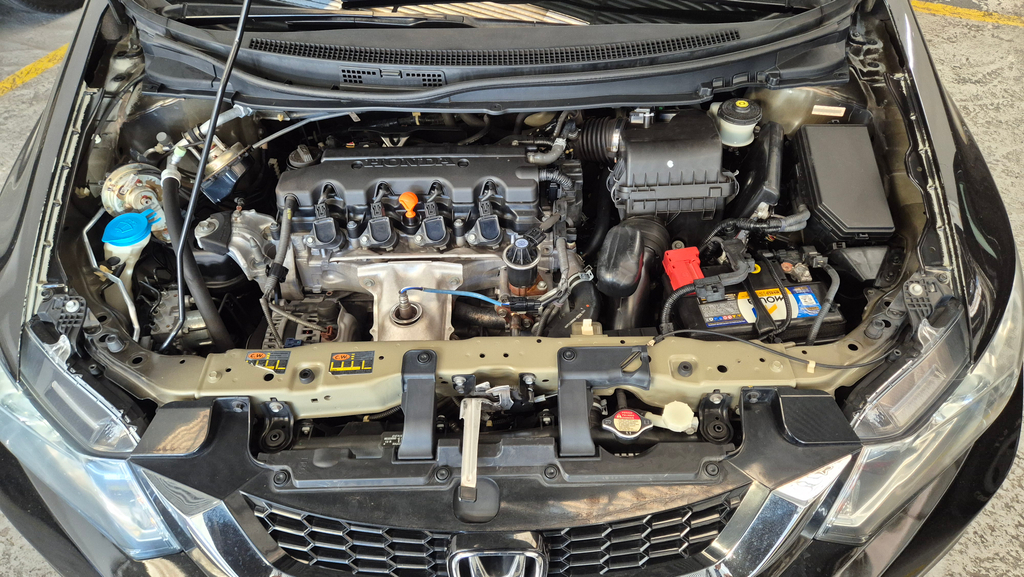 Honda Civic Sedan Preto