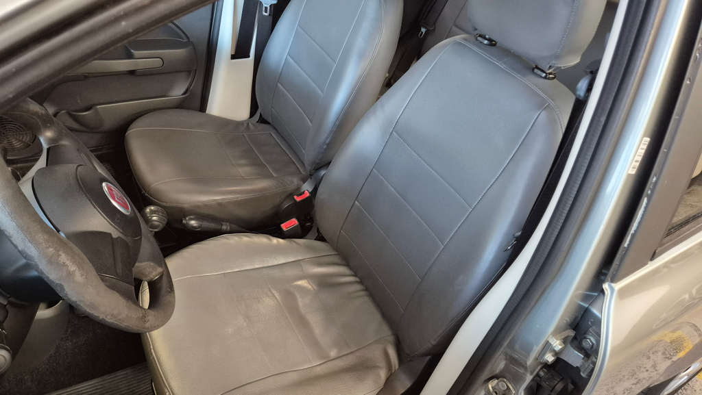 Fiat Uno Cinza