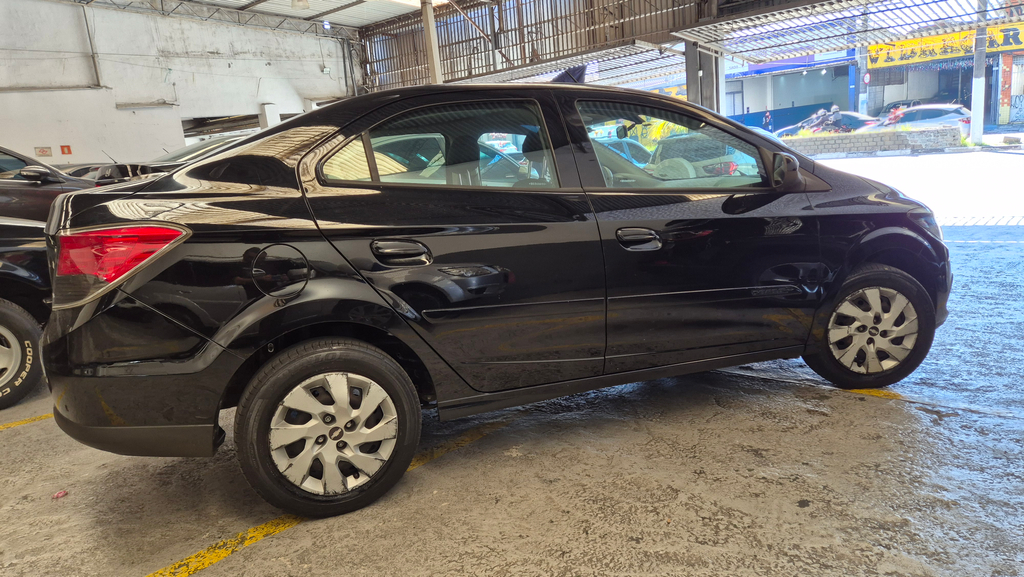 Chevrolet Prisma Preto