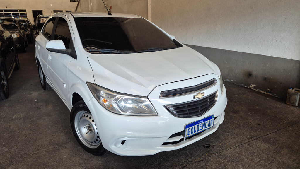 Chevrolet Onix Branco