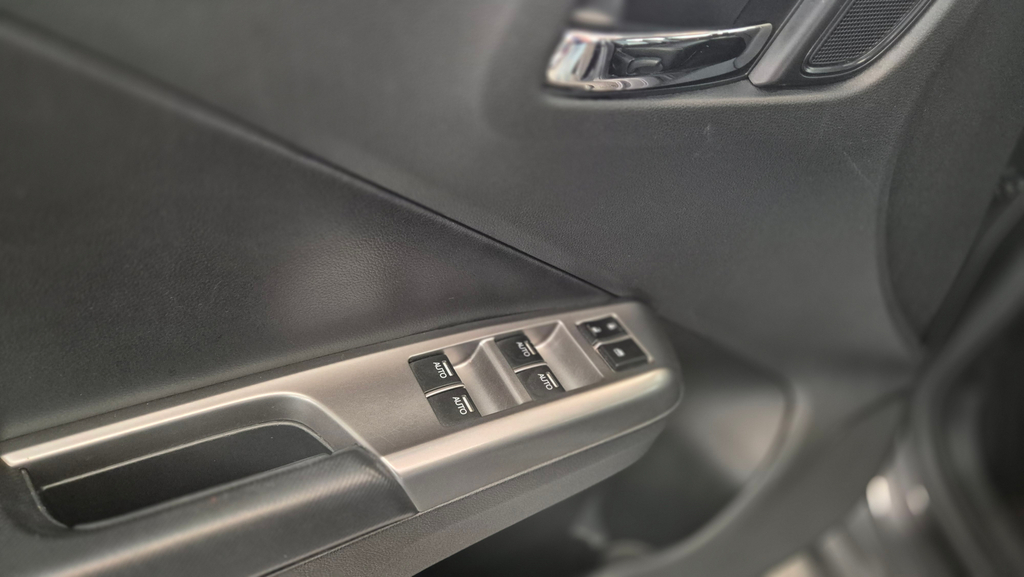 Honda City Cinza