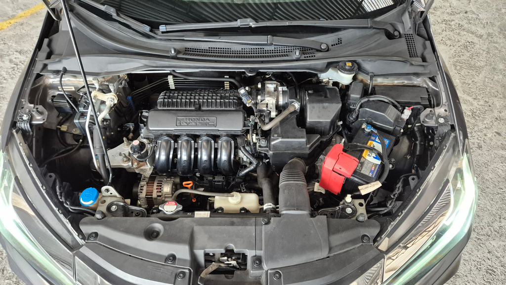 Honda City Cinza