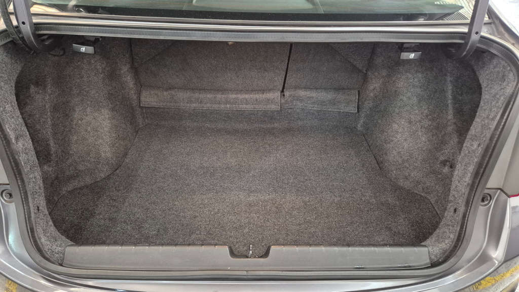 Honda City Cinza