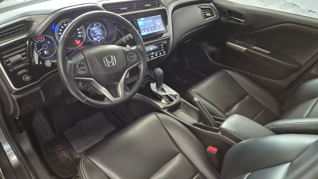 Honda City Cinza