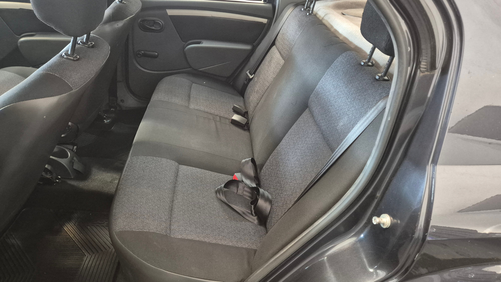 Renault Logan Cinza