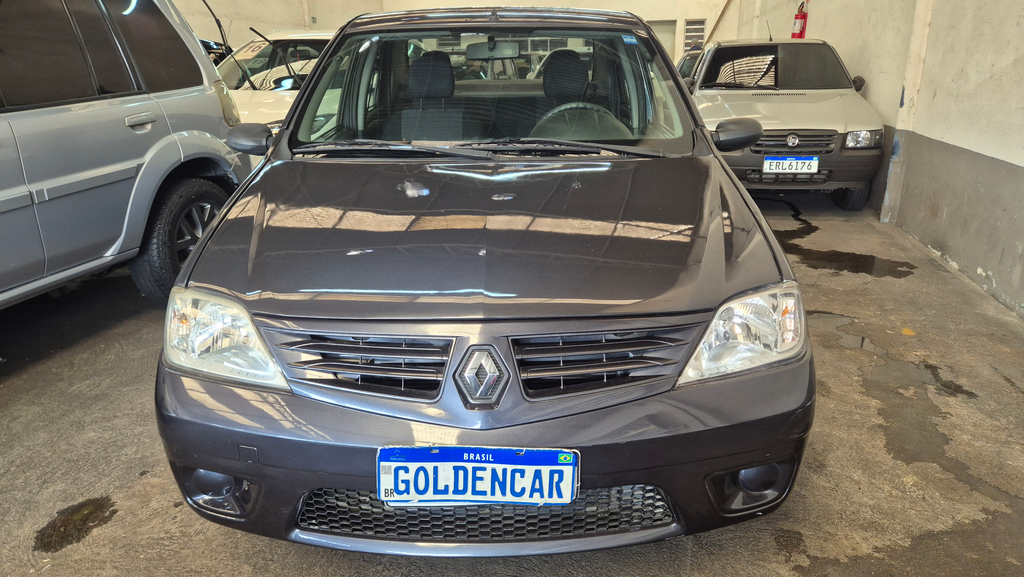 Renault Logan Cinza
