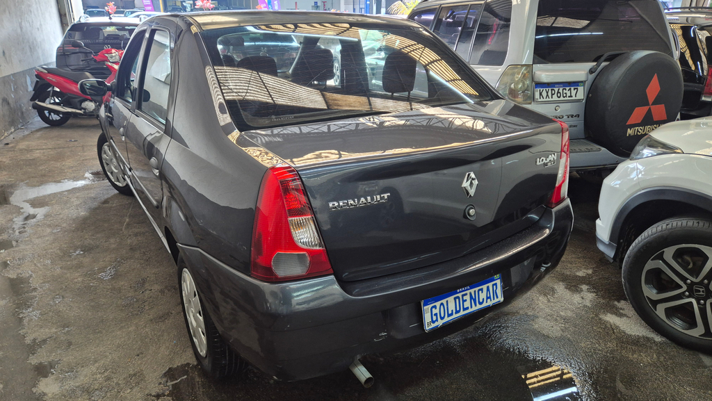 Renault Logan Cinza
