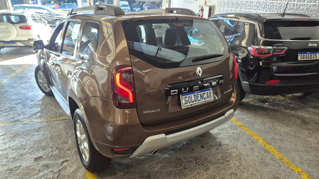 Renault Duster Marrom
