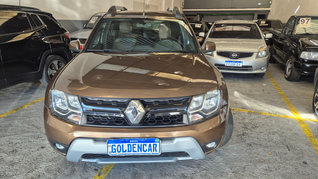 Renault Duster Marrom