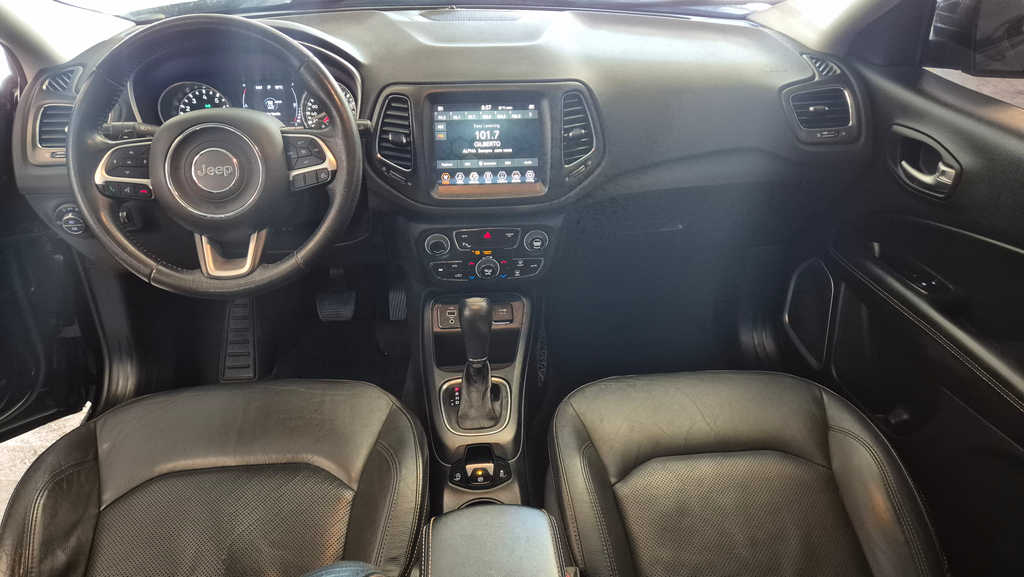 Jeep Compass Preto