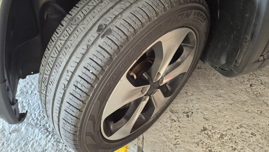 Jeep Compass Preto