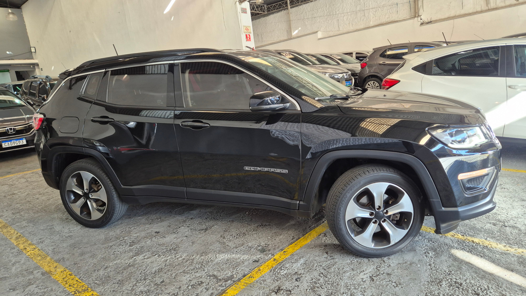 Jeep Compass Preto