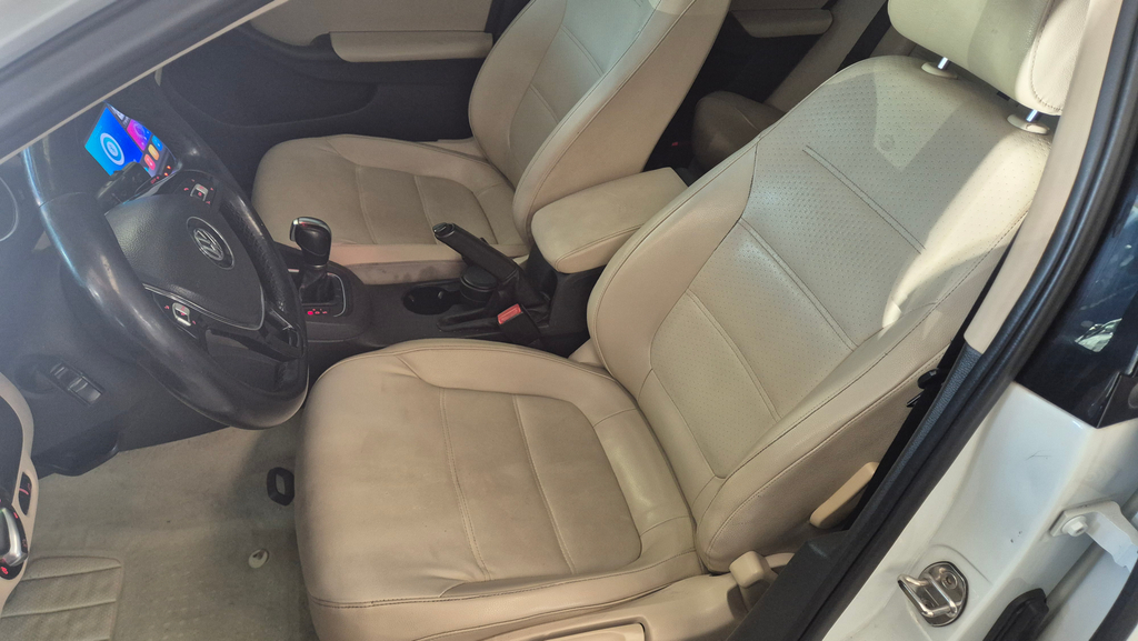 Volkswagen Jetta Branco