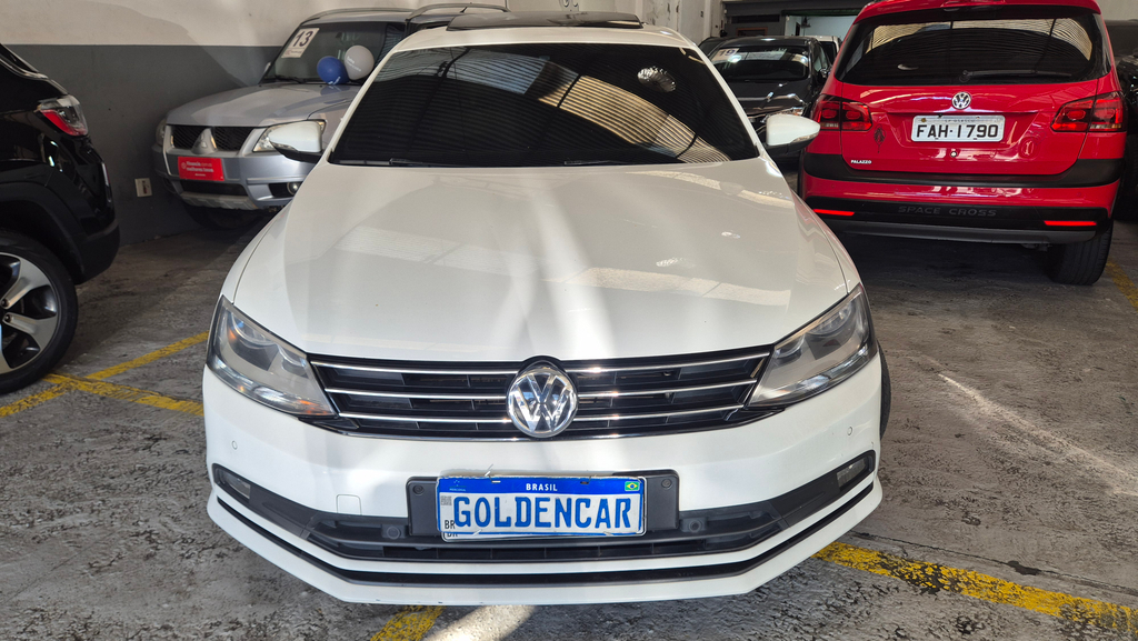 Volkswagen Jetta Branco