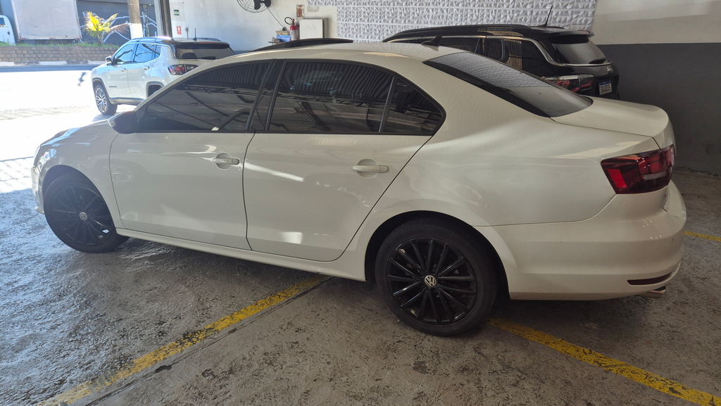 Volkswagen Jetta Branco