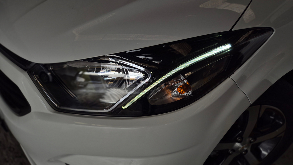Chevrolet Onix Branco