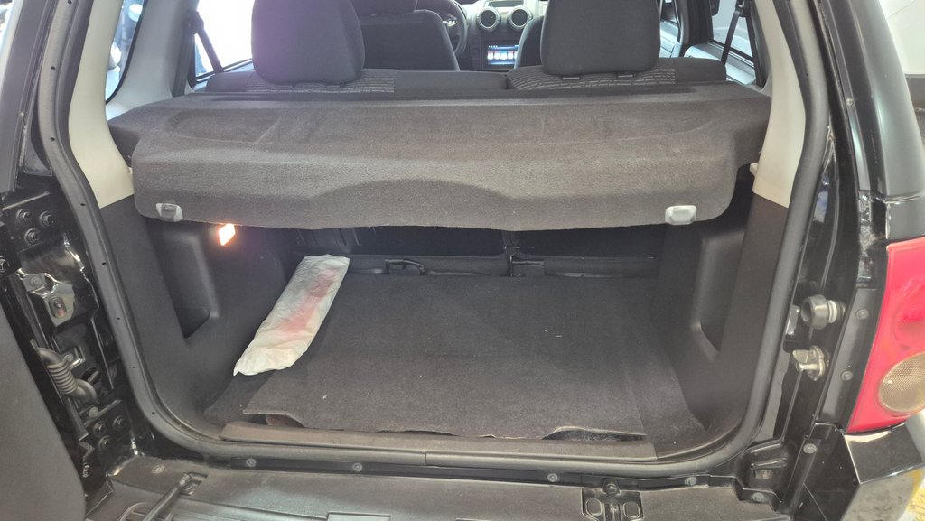 Ford EcoSport Preto