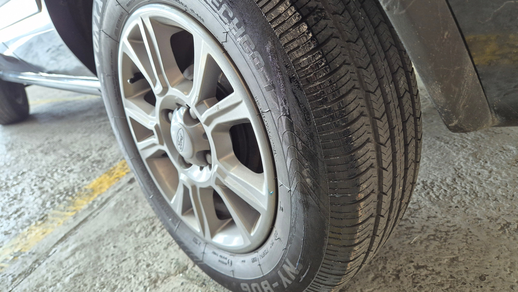 Ford EcoSport Preto