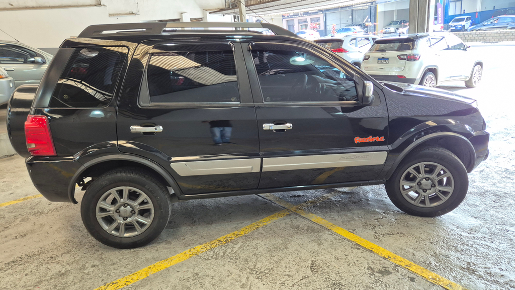 Ford EcoSport Preto