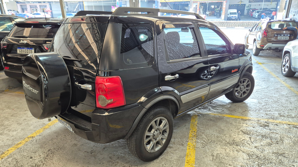 Ford EcoSport Preto