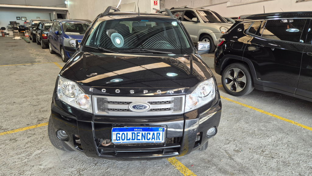 Ford EcoSport Preto