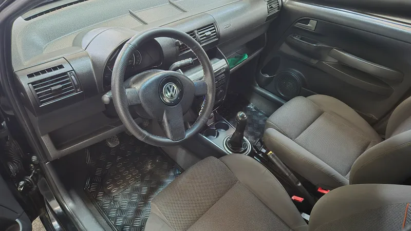 Volkswagen Fox Preto
