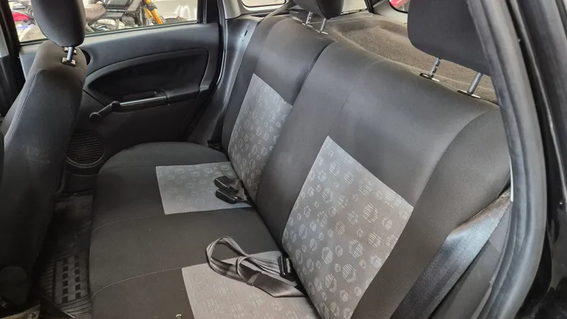 Ford Fiesta Hatch Preto