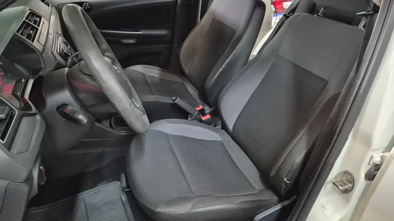 Volkswagen Gol Branco