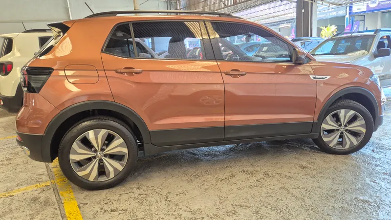Volkswagen T-Cross Marrom