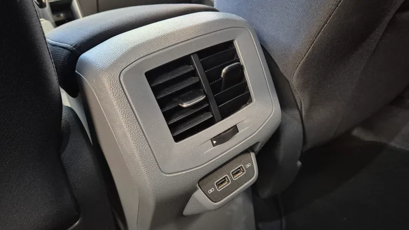 Volkswagen T-Cross Marrom