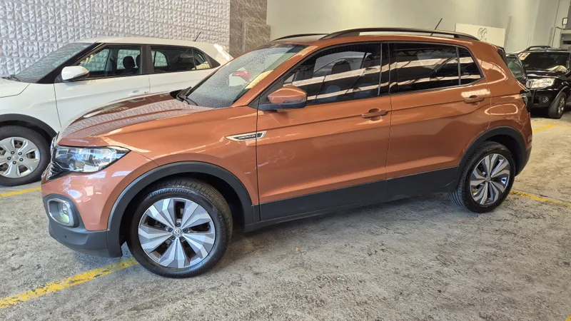 Volkswagen T-Cross Marrom