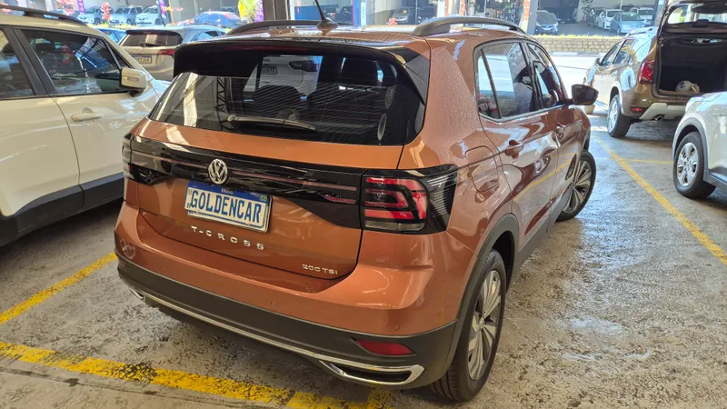 Volkswagen T-Cross Marrom