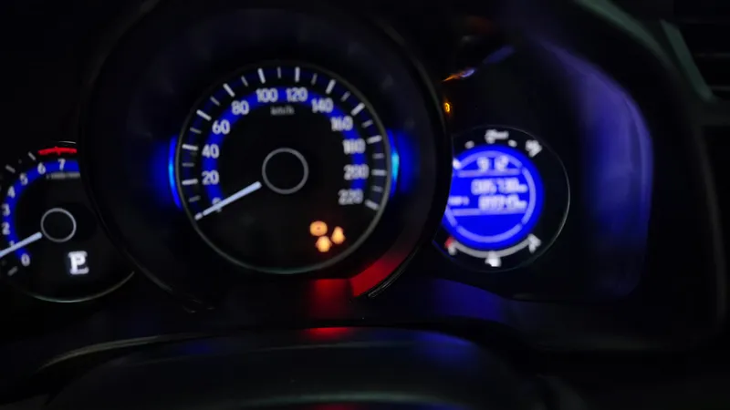 Honda Fit Cinza