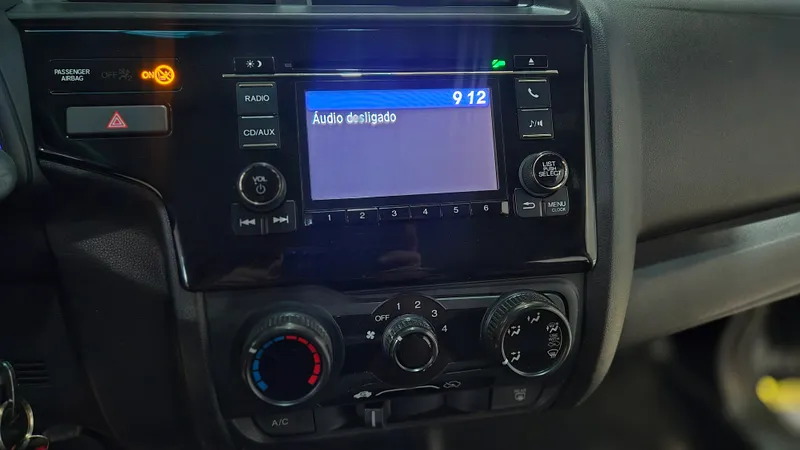 Honda Fit Cinza