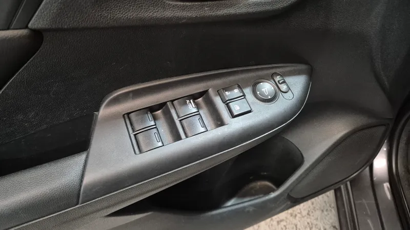 Honda Fit Cinza
