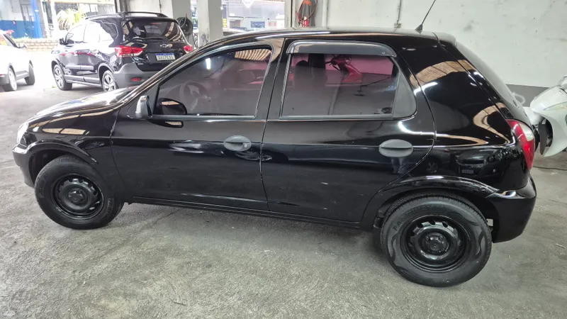 Chevrolet Celta Preto