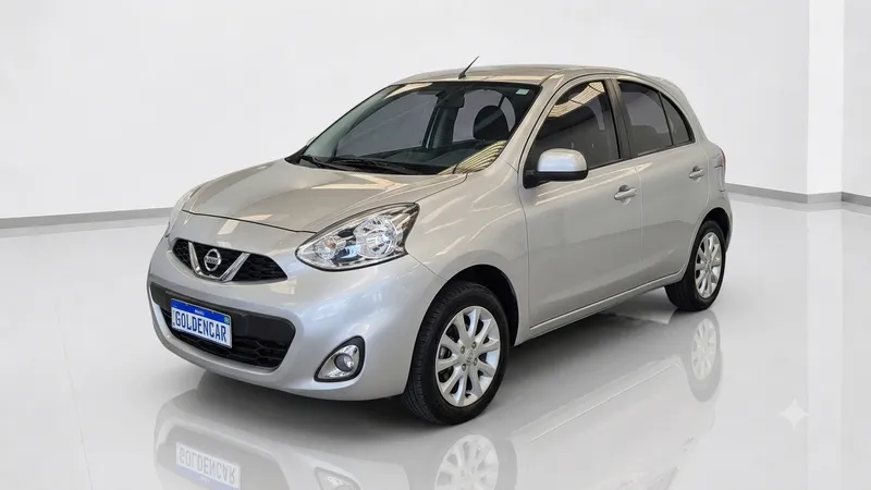 Nissan March Prata