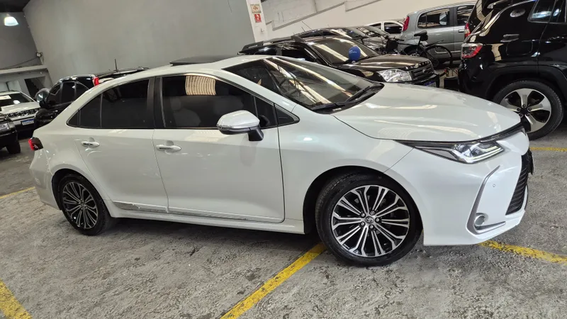 Toyota Corolla Altis Branco