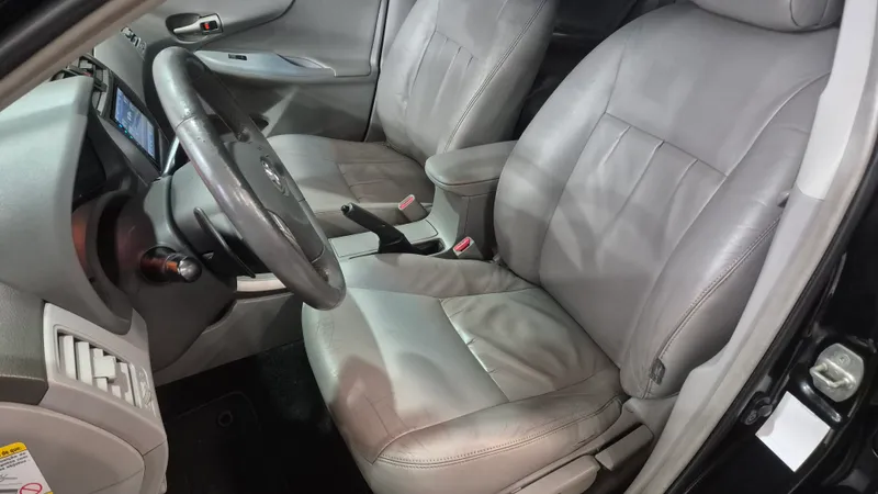 Toyota Corolla Preto