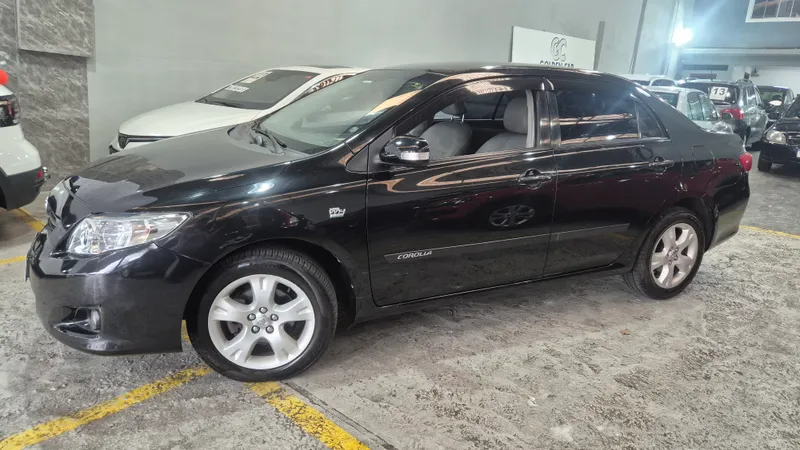 Toyota Corolla Preto